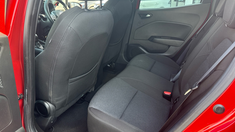 Renault Clio 1.0 TCe 90 Evolution 5dr Petrol Hatchback